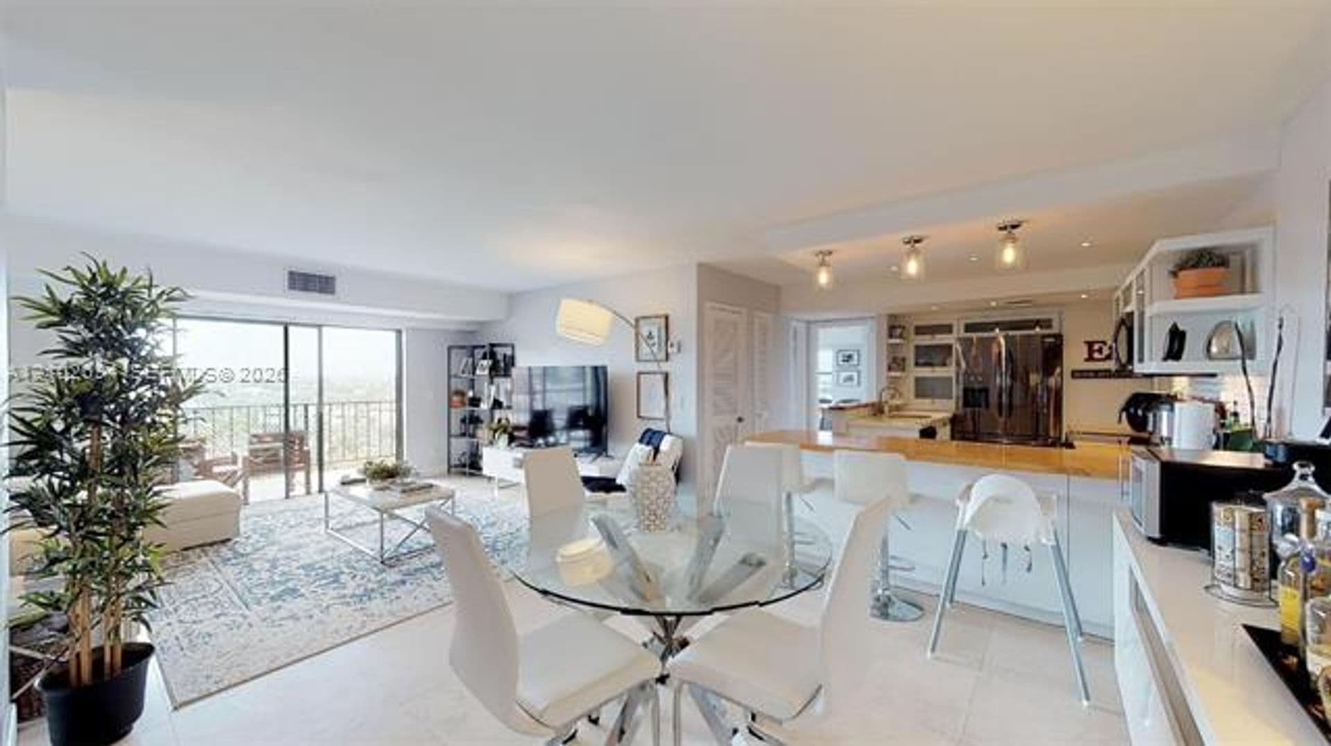 Key Biscayne Condo: 77 Crandon Blvd cu-8D