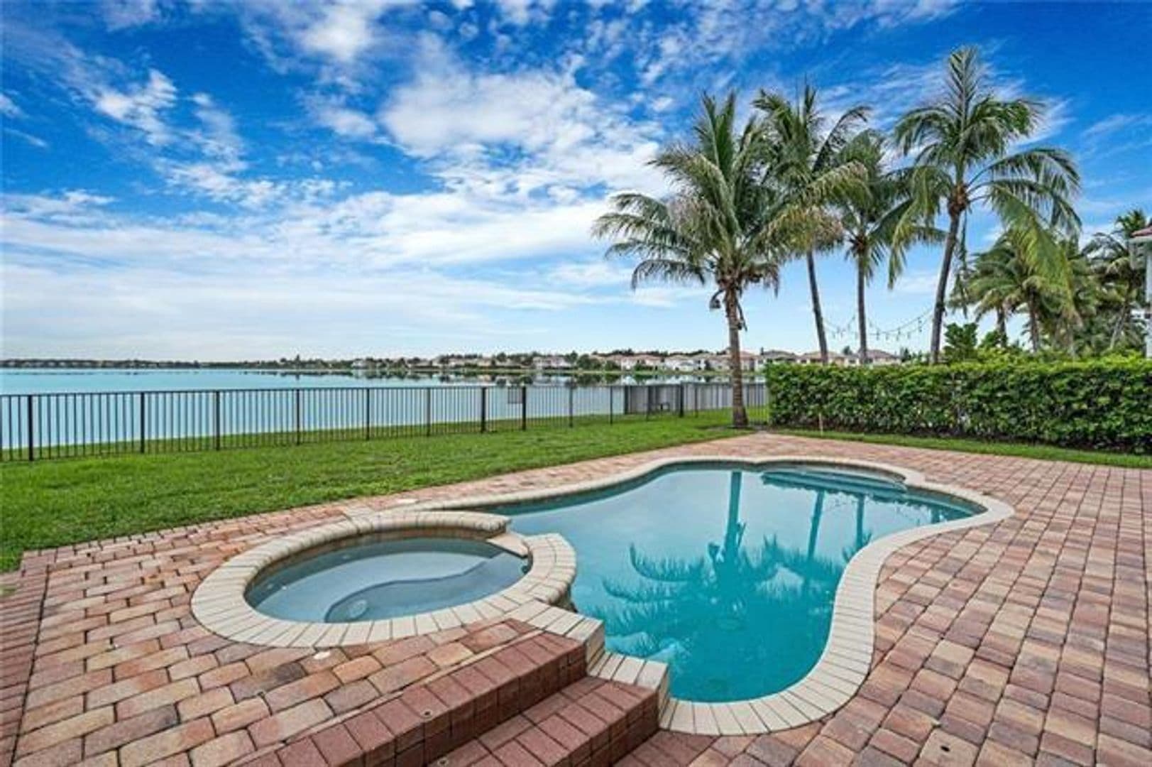 Miramar House: 5197 SW 183rd Ave # 5197