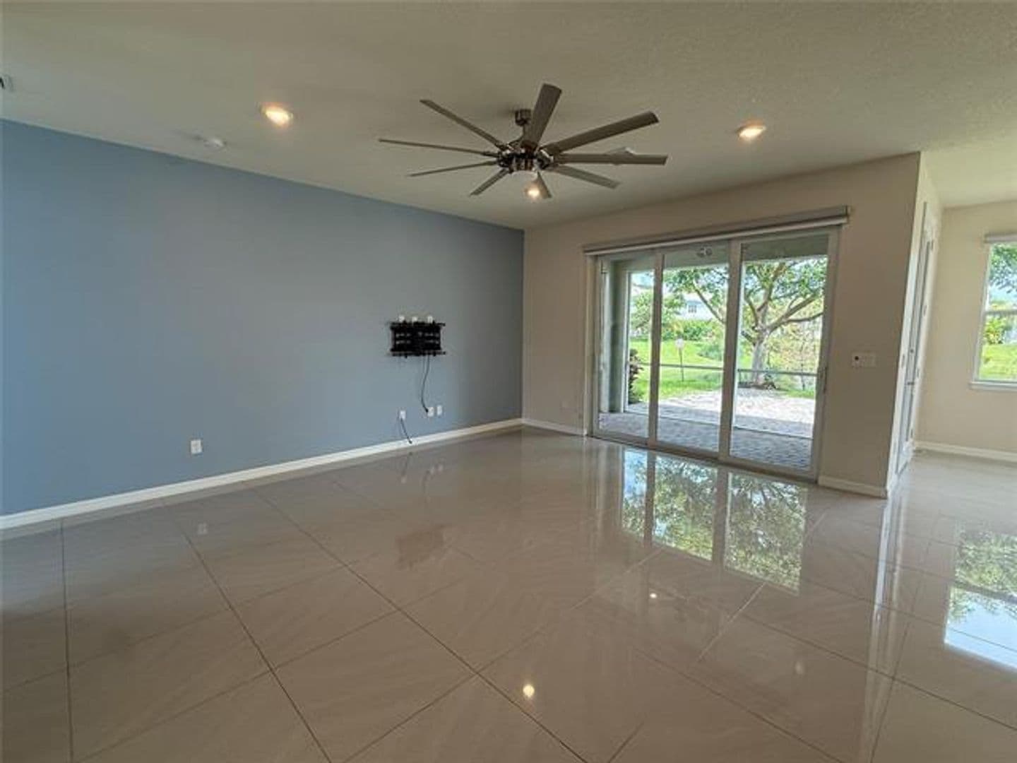 Hollywood House: 1467 Pongam Ter # 1467