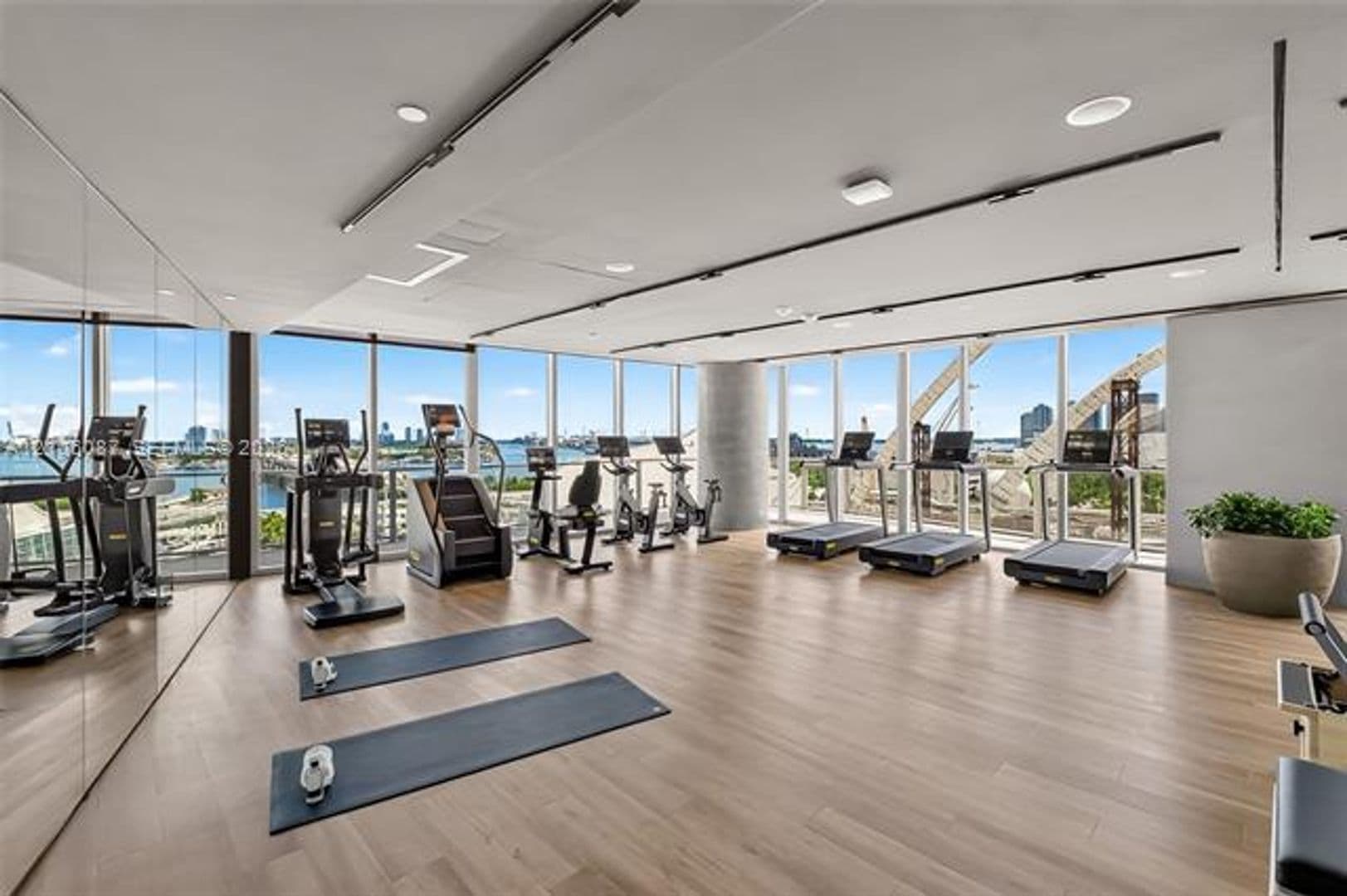 Miami Condo: 1400 Biscayne Blvd cu-2906