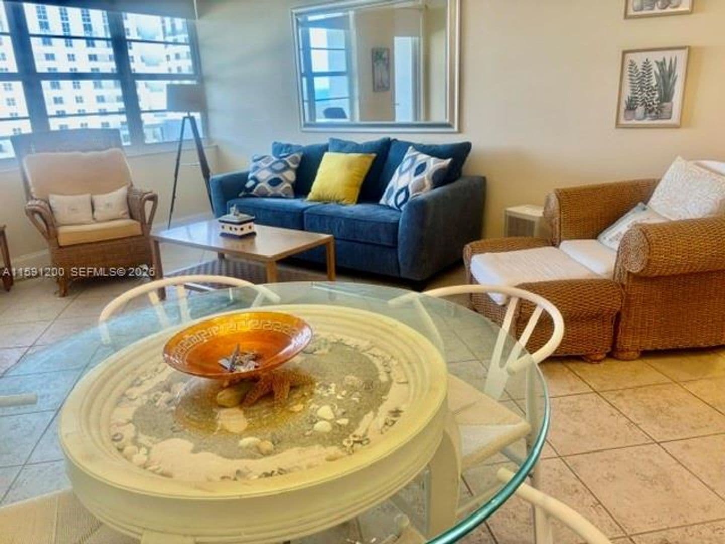 Miami Beach Condo: 100 Lincoln Rd cu-1434