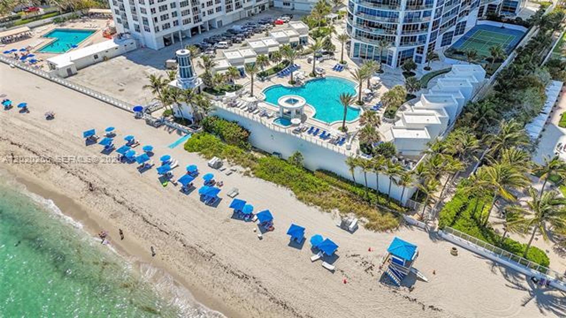 Hollywood Condo: 3101 S Ocean Dr cu-701