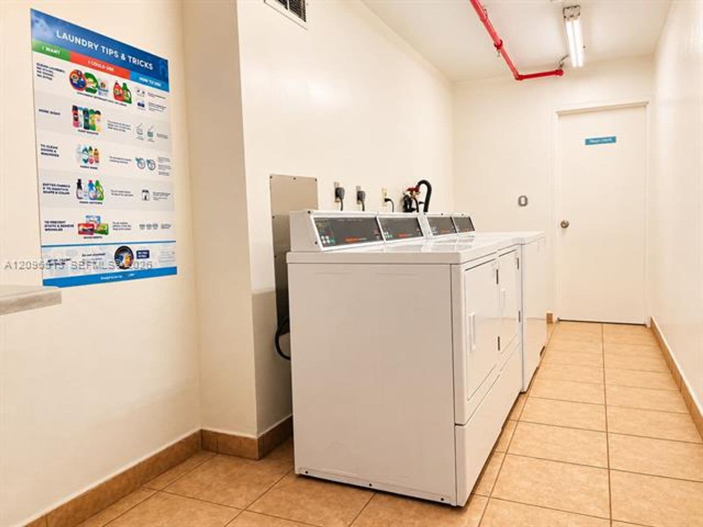 Miami Beach Condo: 2401 Collins Ave cu-1807