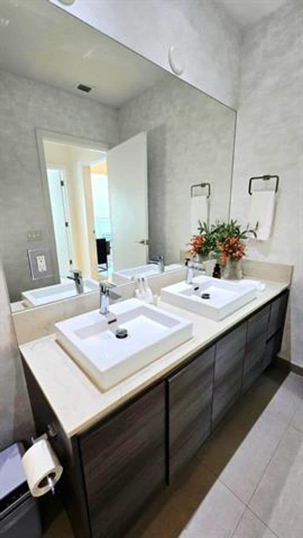 Miami Condo: 1080 Brickell Ave cu-4207