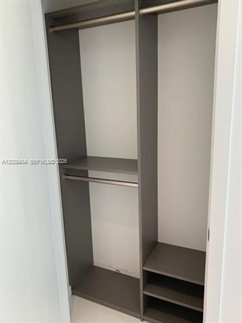 Miami Condo: 851 NE 1st Ave cu-1403
