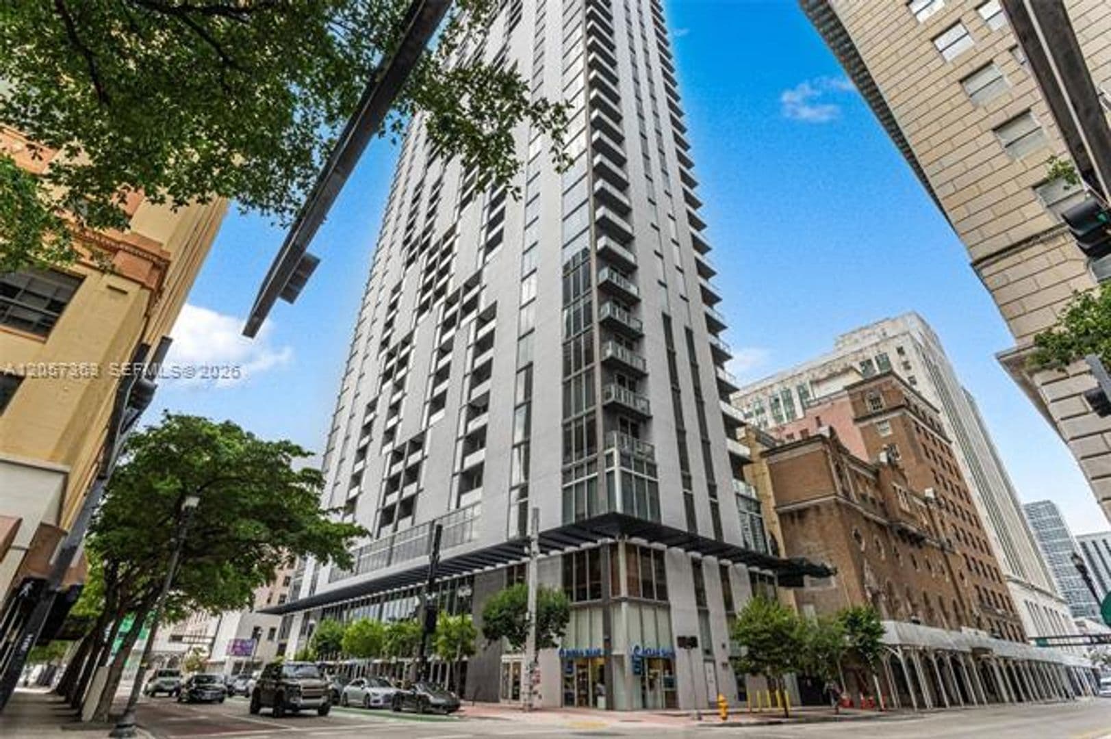 Miami Condo: 151 SE 1st St cu-2102