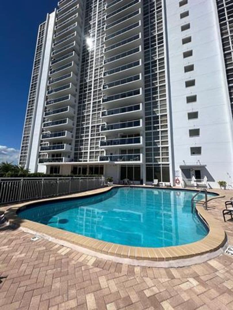 Fort Lauderdale Condo: 2701 N Ocean Blvd cu-3b
