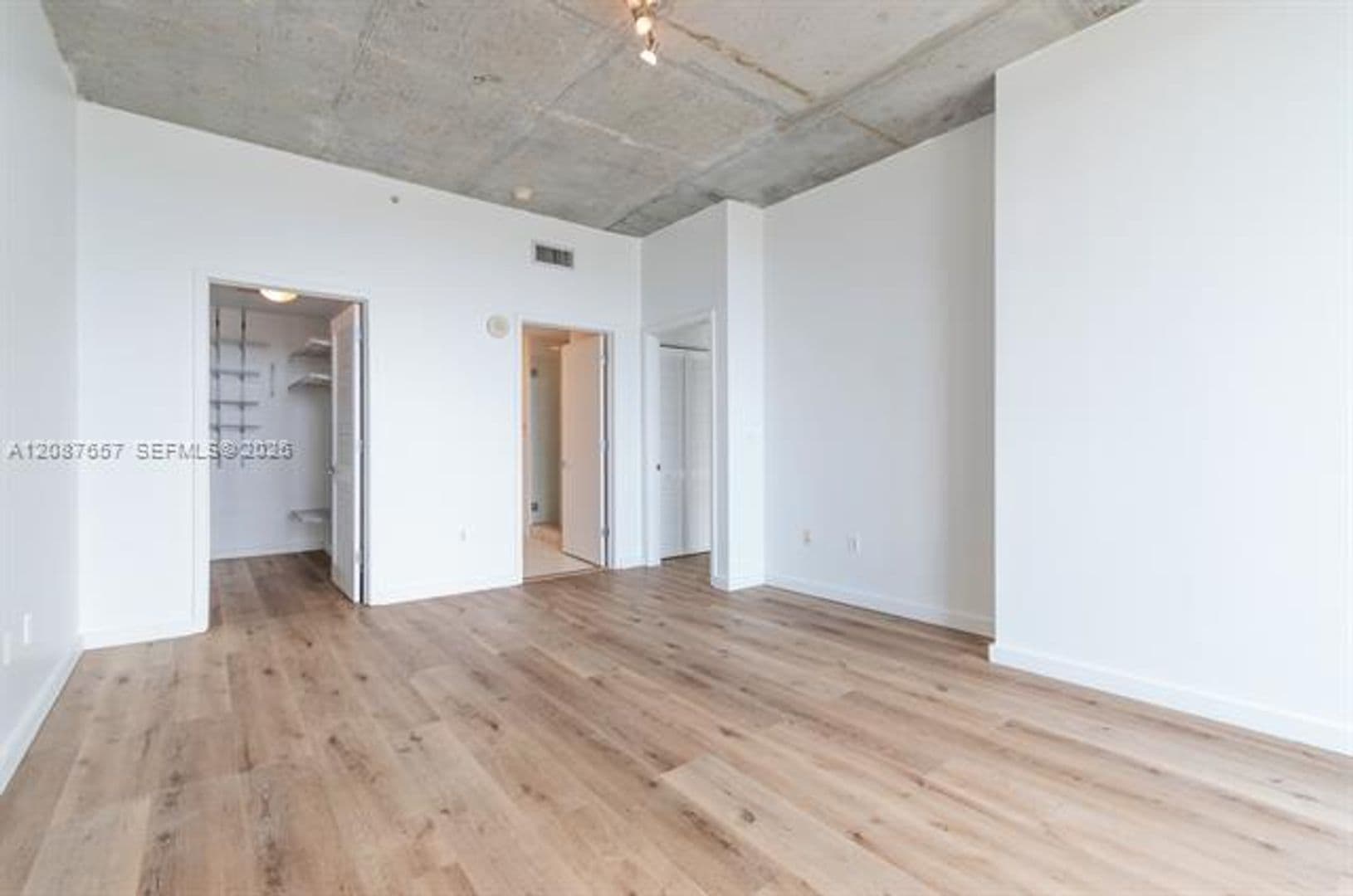 Miami Condo: 3470 E Coast Ave cu-H804