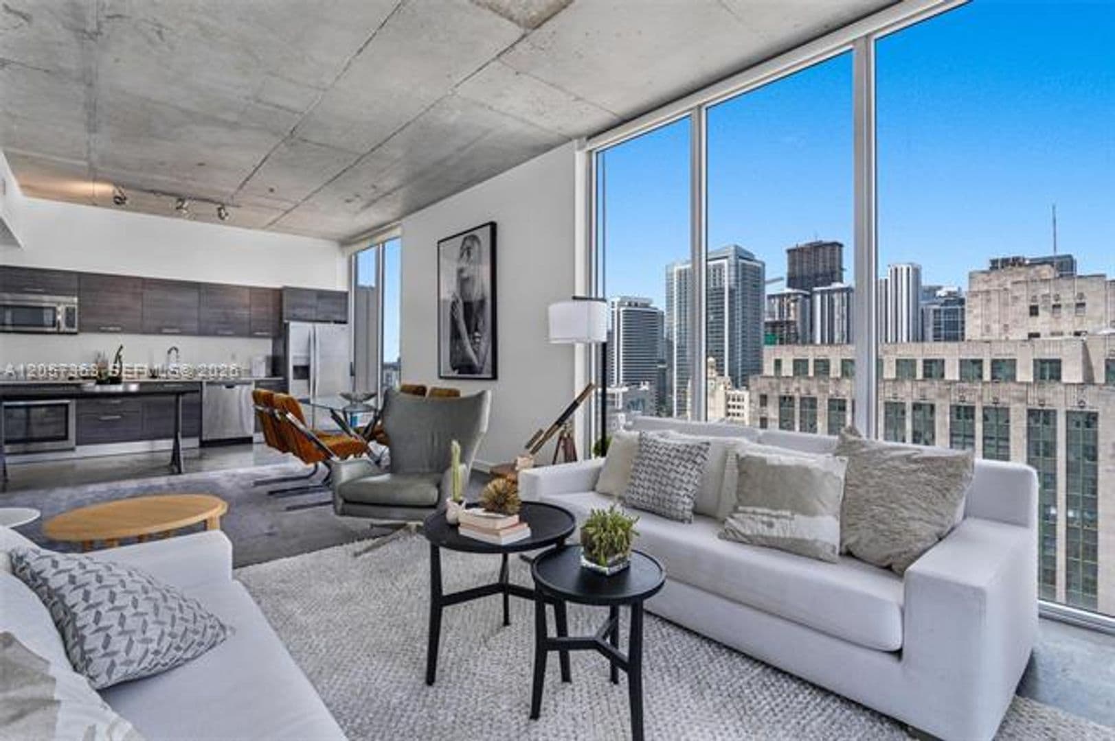 Miami Condo: 151 SE 1st St cu-2102