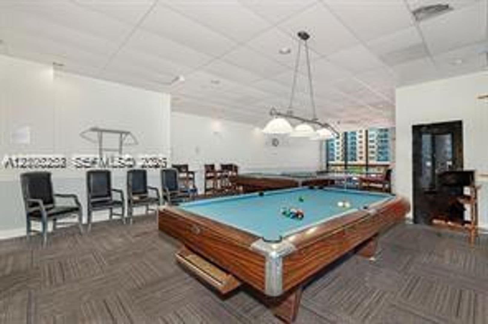 Hollywood Condo: 2201 S Ocean Dr cu-1507