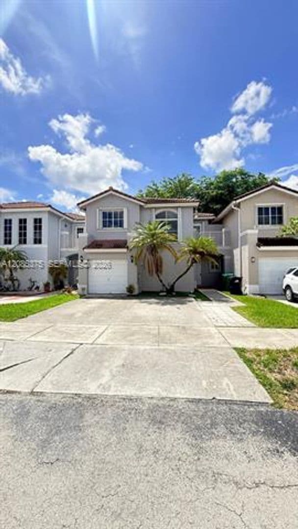 Miami Townhome: 16042 SW 86th Ln th 16042