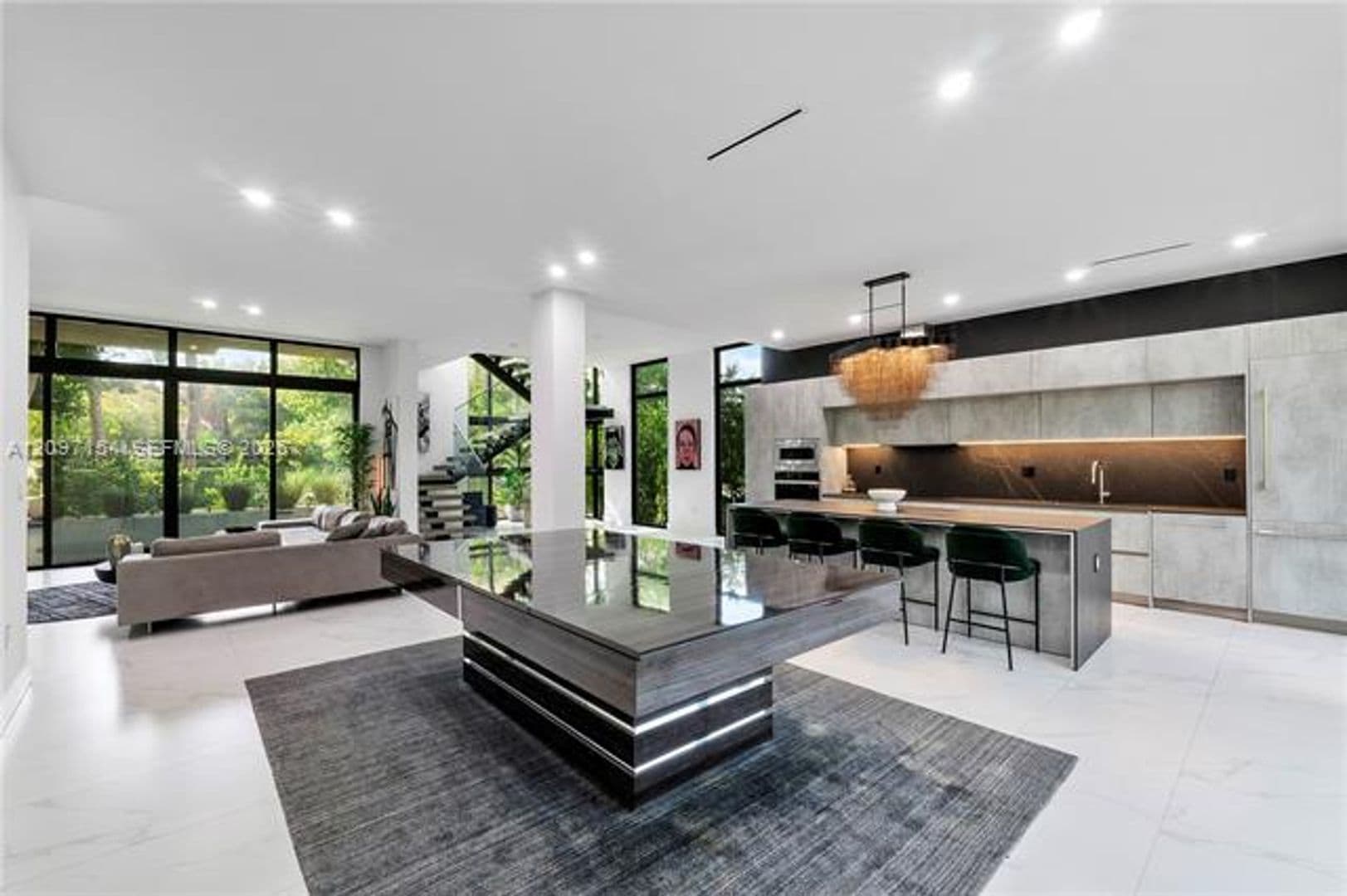 Miami Beach House: 4364 Alton Rd # 4364