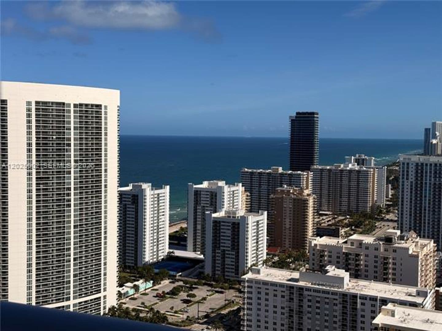 Hollywood Condo: 4010 S Ocean Dr cu-T3509