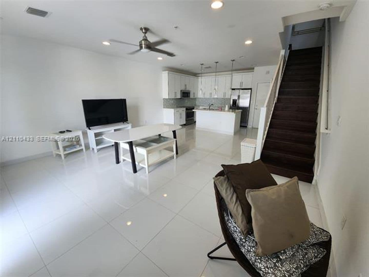 Miami Townhome: 2630 NE 213th St th 100