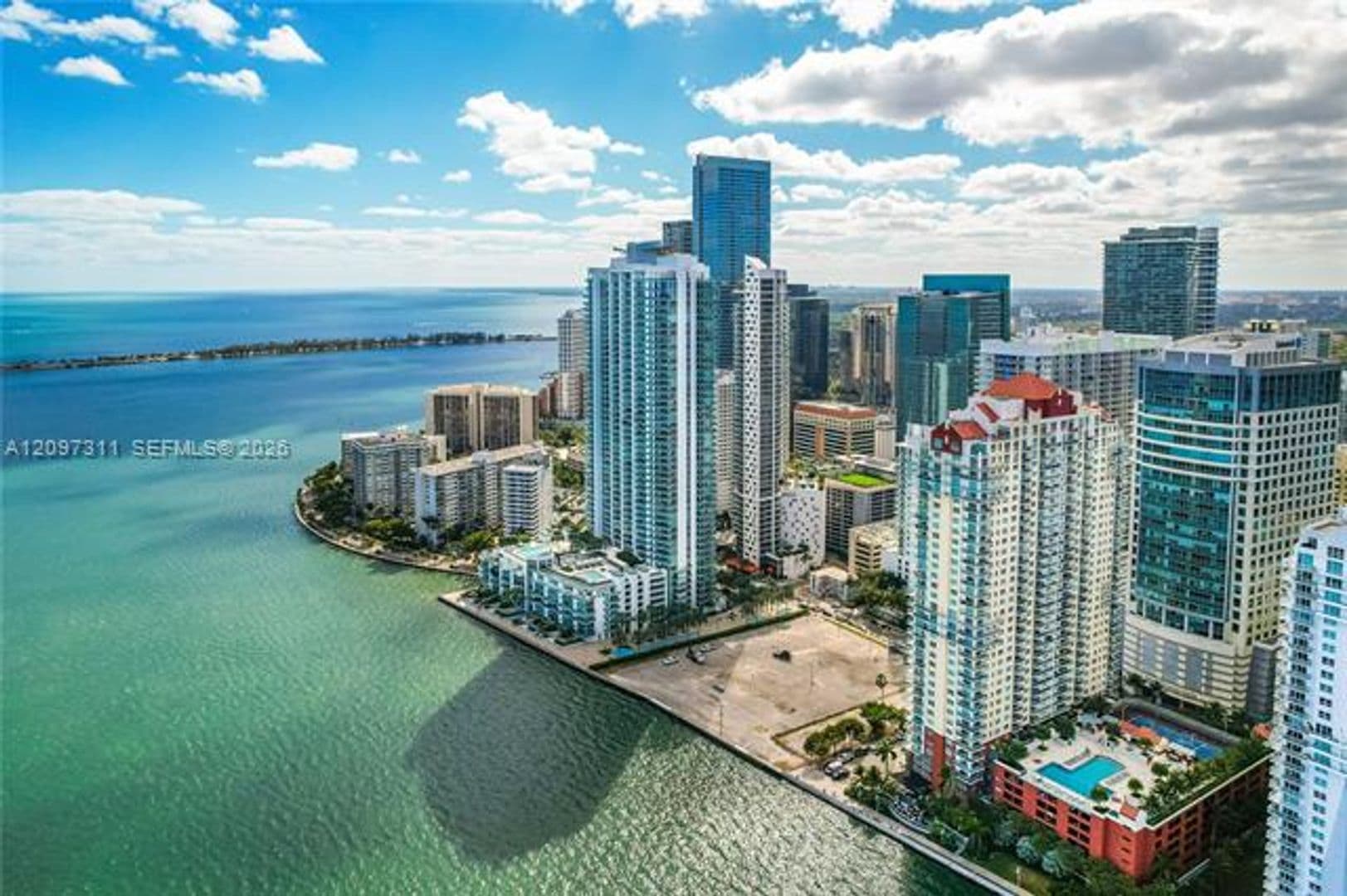 Miami Condo: 1155 Brickell Bay Dr cu-2007