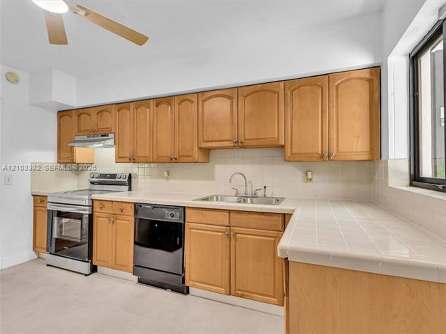 Coral Gables House: 1545 Mantua Ave # 1545