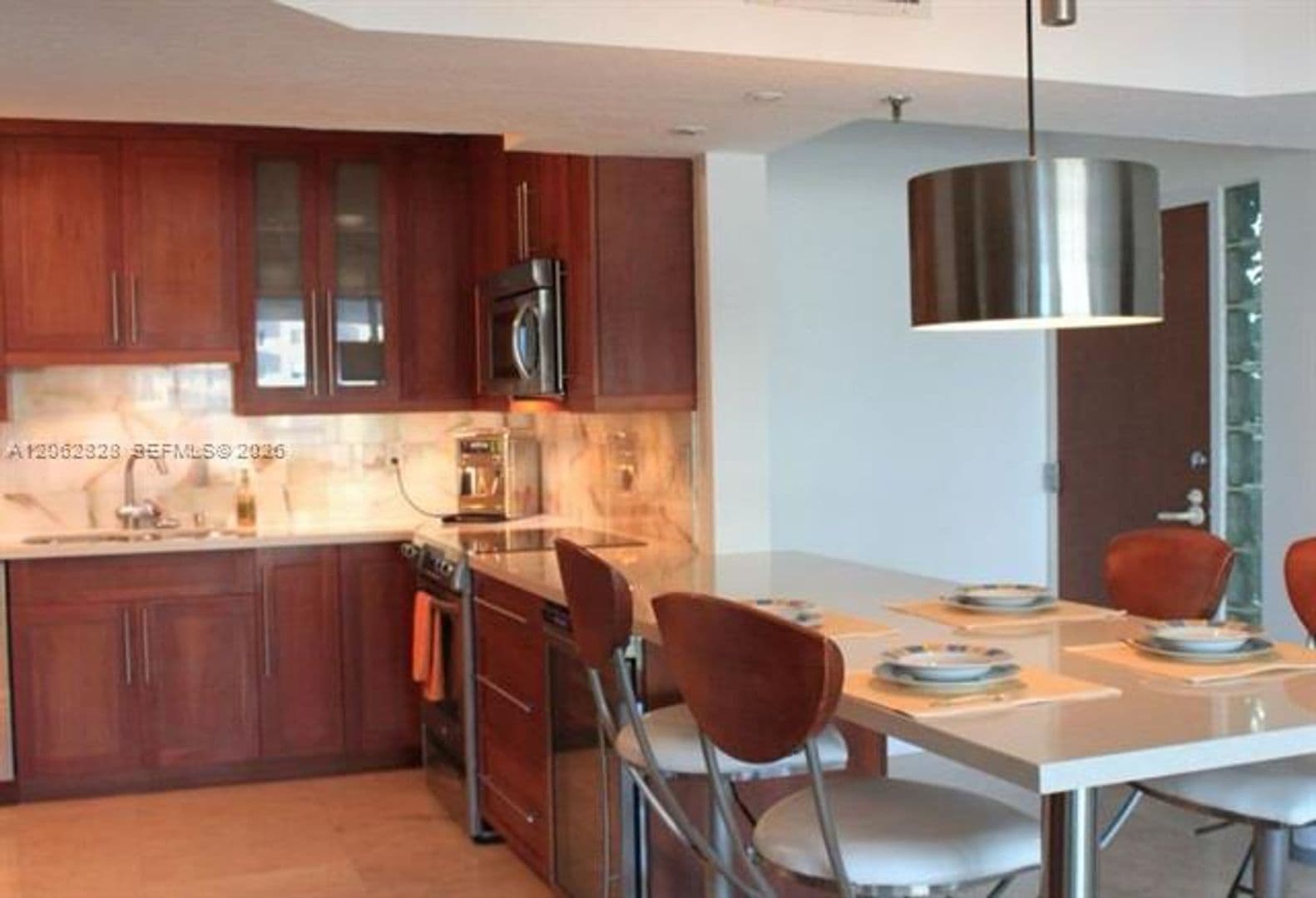 Surfside Condo: 9341 Collins Ave cu-603