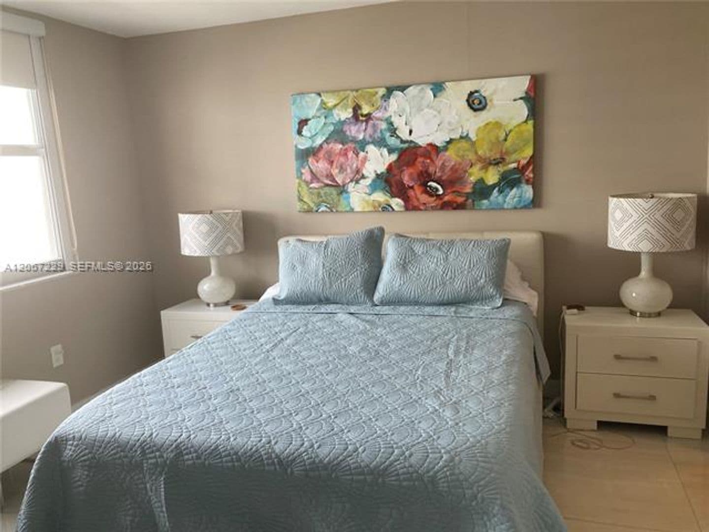 Miami Beach Condo: 5701 Collins Ave cu-1003