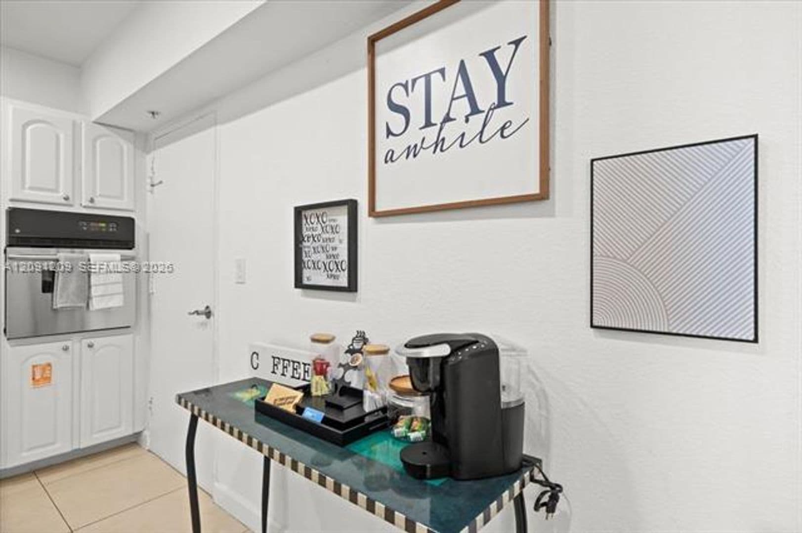Hollywood Condo: 4001 S Ocean Dr cu-10R