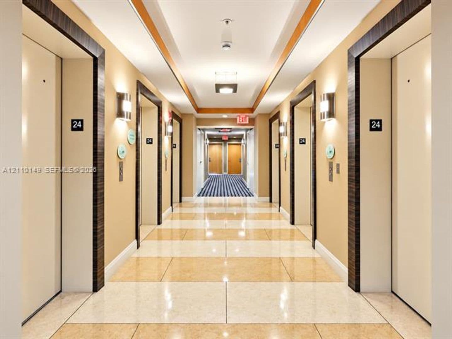 Miami Condo: 244 Biscayne Blvd cu-2405