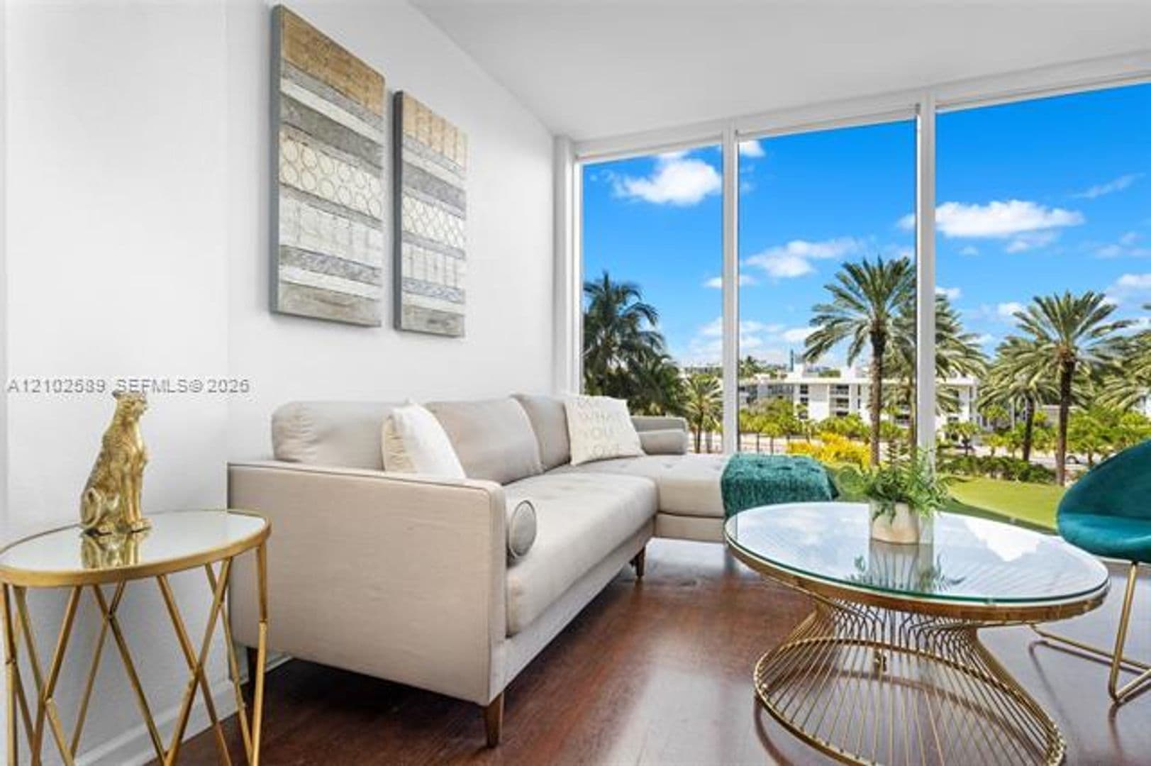 Bal Harbour Condo: 10275 Collins Ave cu-327