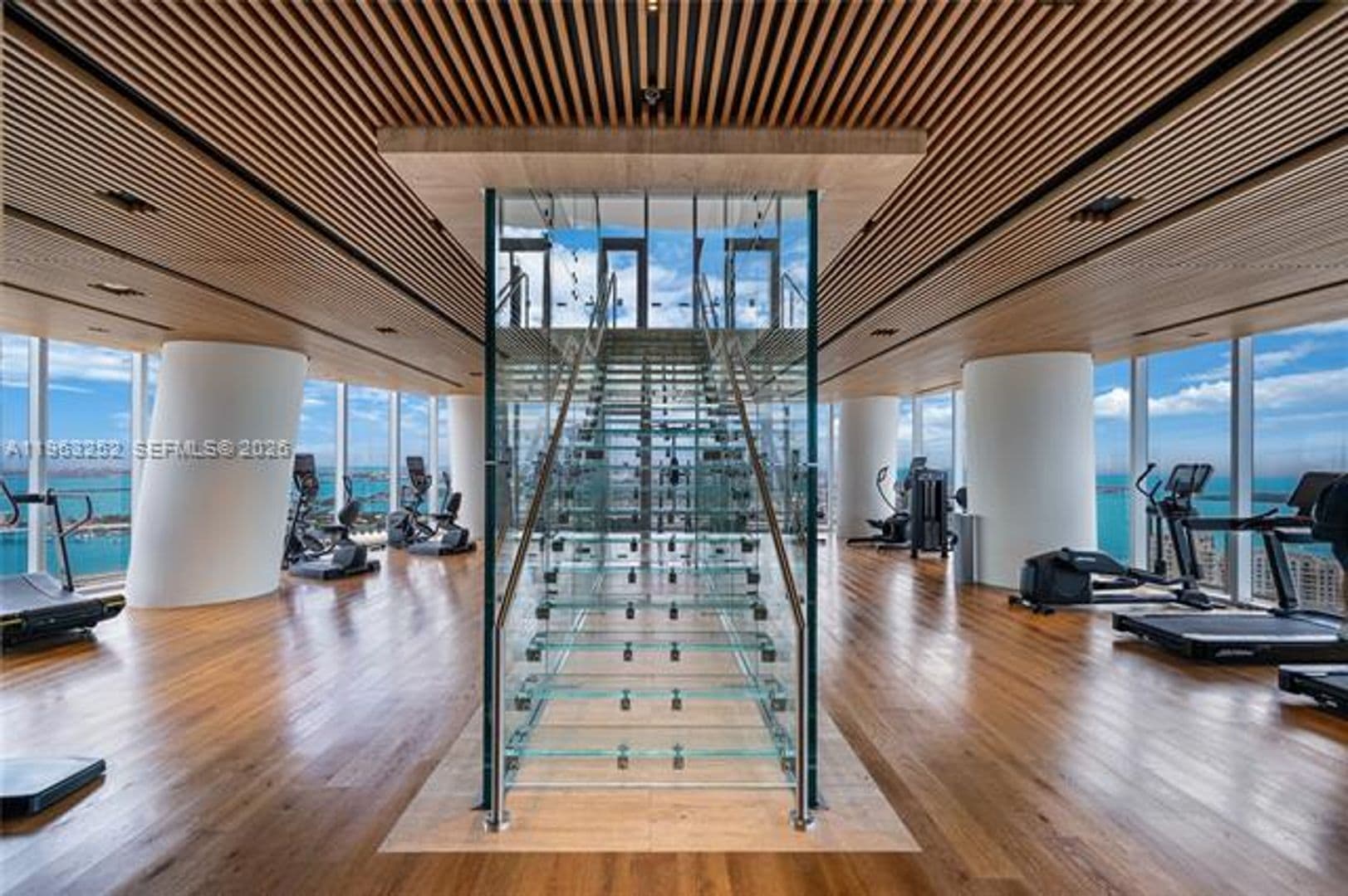 Miami Condo: 300 Biscayne Blvd Way cu-4404