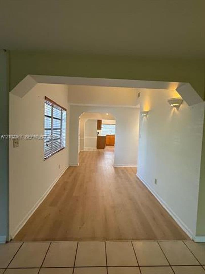 Miami House: 11624 SW 93rd St # 11624