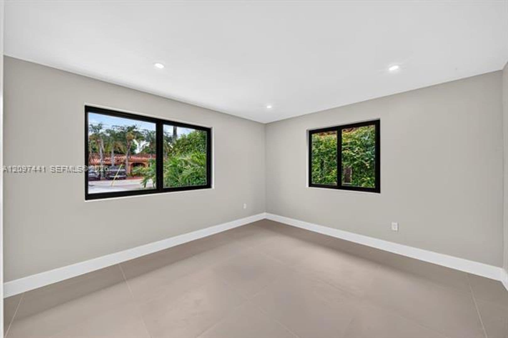 Miami House: 2216 SW 62nd Ave # 2216