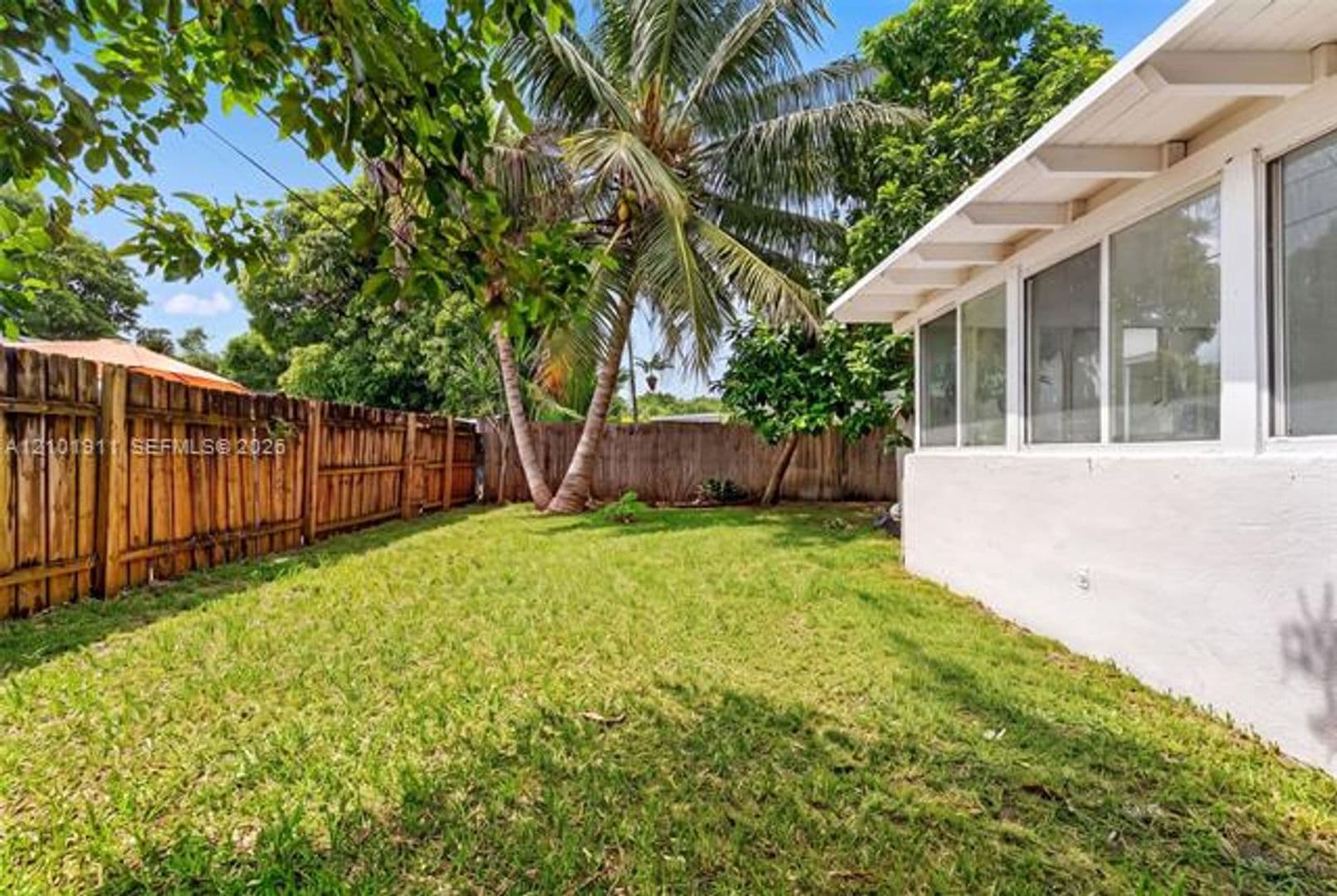 Miami House: 334 NW 110th St # 334
