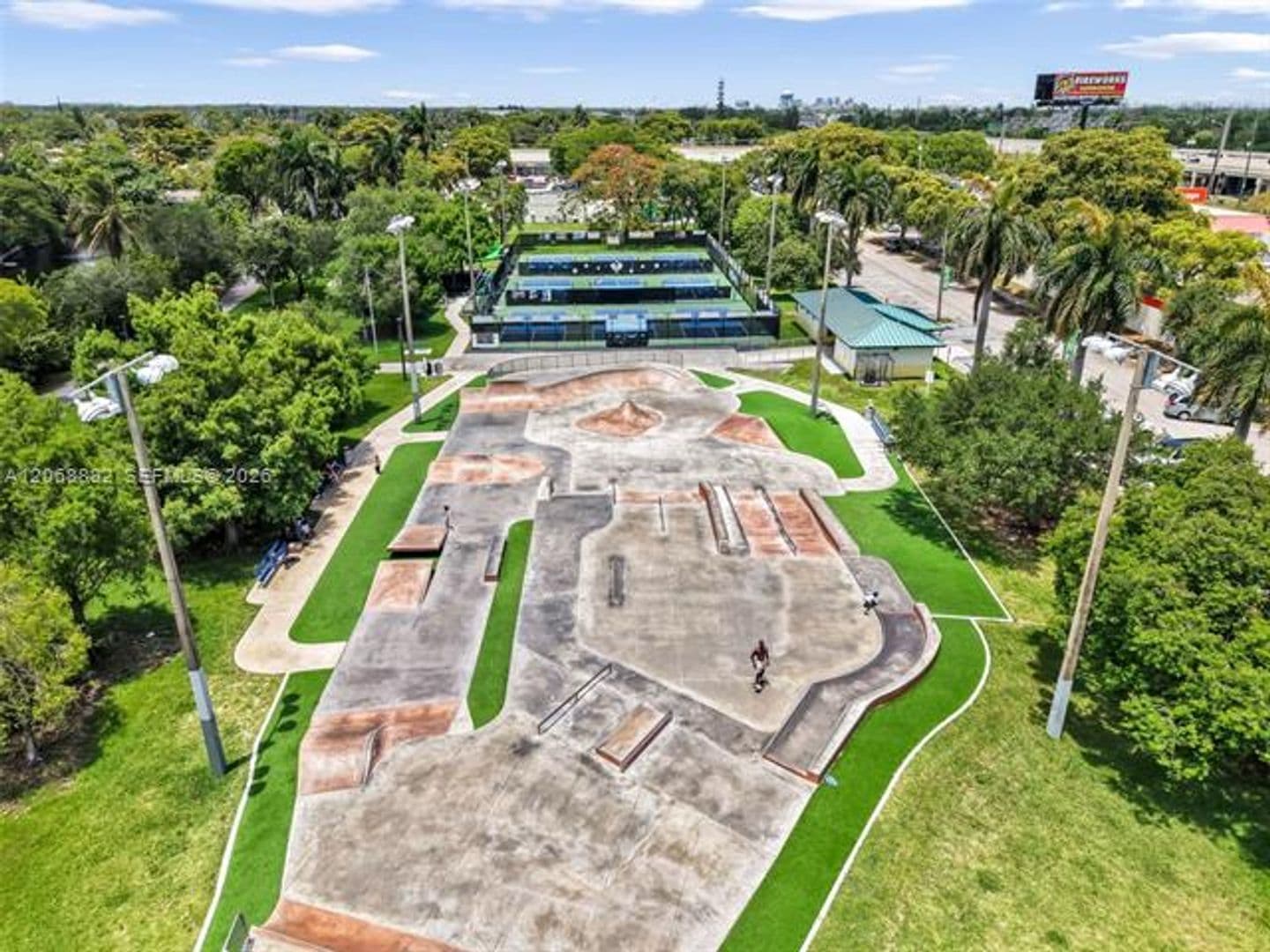 Hollywood House: 1116 N 31st Ave # 1116