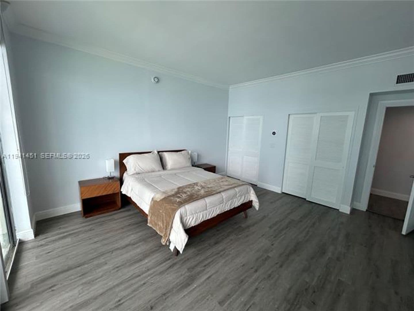 Hollywood Condo: 4001 S Ocean Dr cu-PH11
