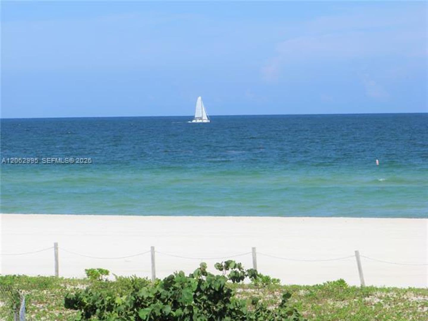 Miami Beach Condo: 5701 Collins Ave cu-919