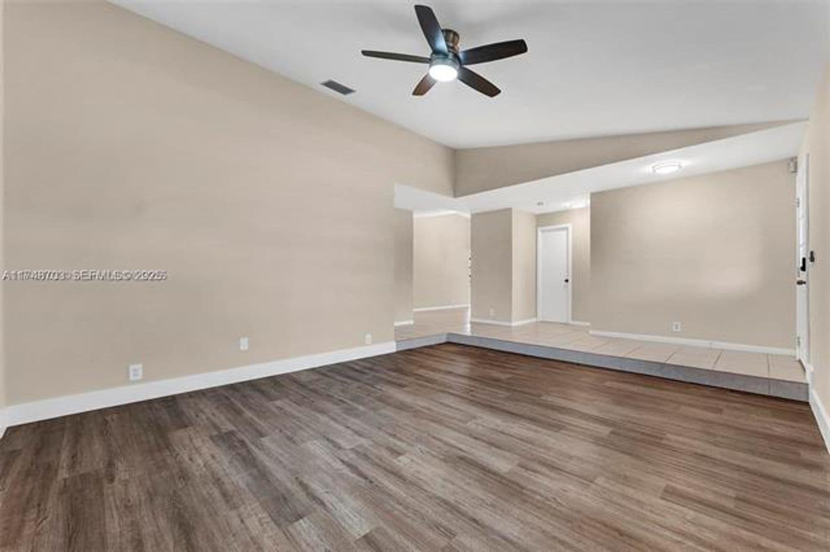 Dania Beach House: 1406 NW 8th St # 1406