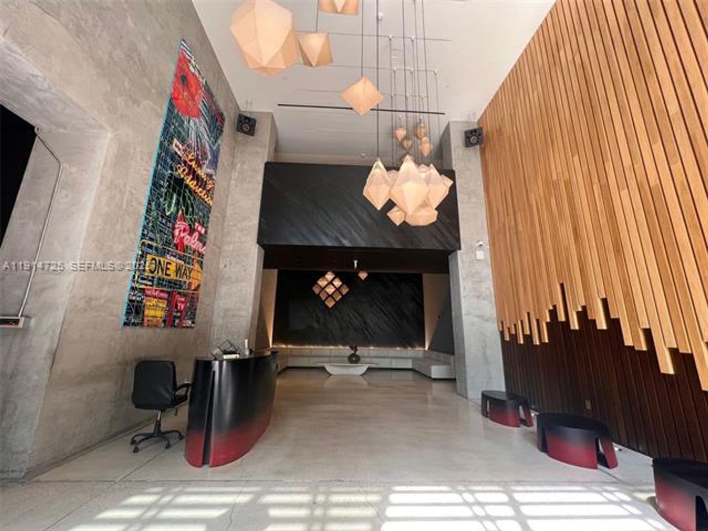 Miami Condo: 151 SE 1st St cu-810