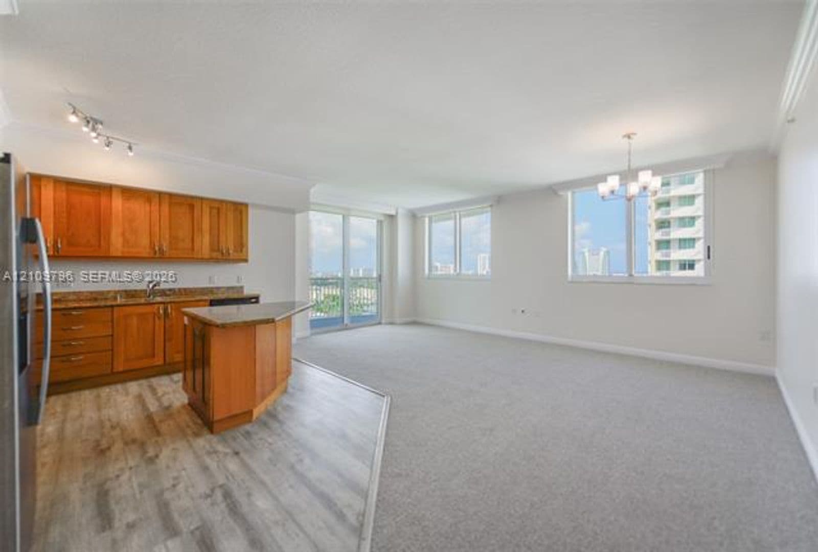 Hallandale Beach Condo: 1745 E Hallandale Beach Blvd cu-1903W
