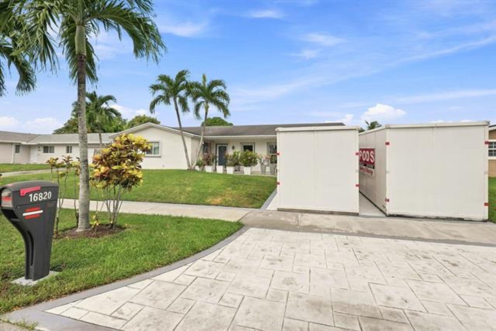 Miami House: 16820 SW 108th Ave # 16820