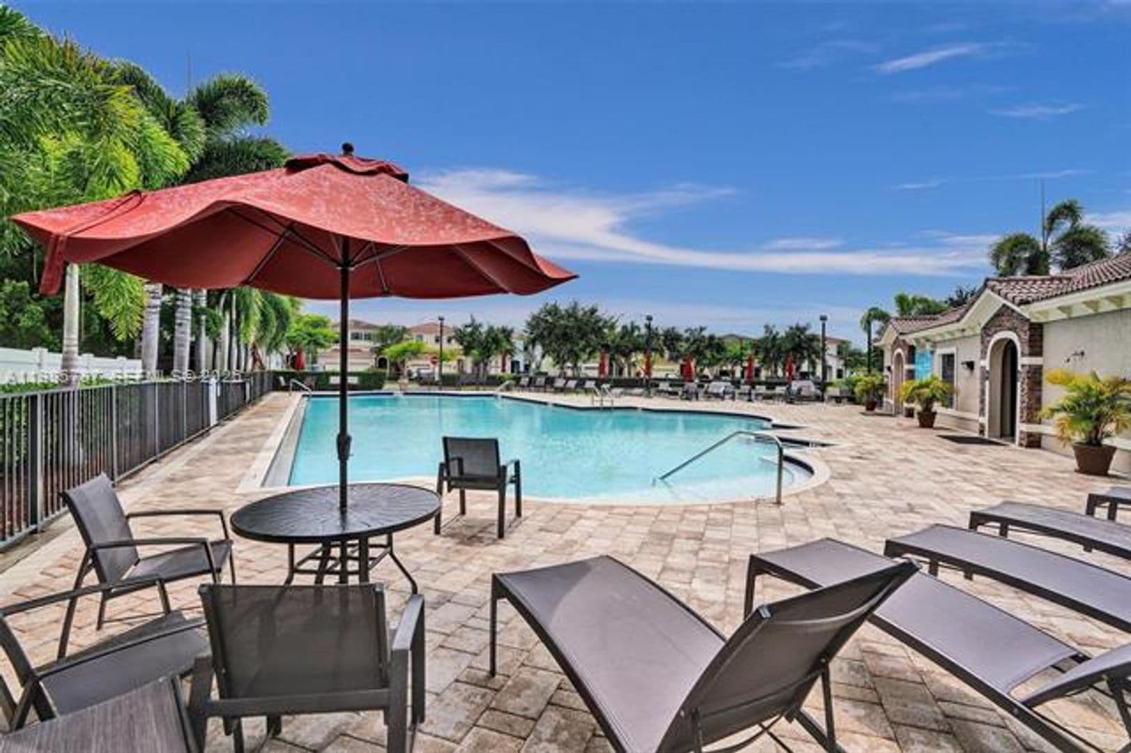 Miami House: 760 NE 193rd Ter # 760