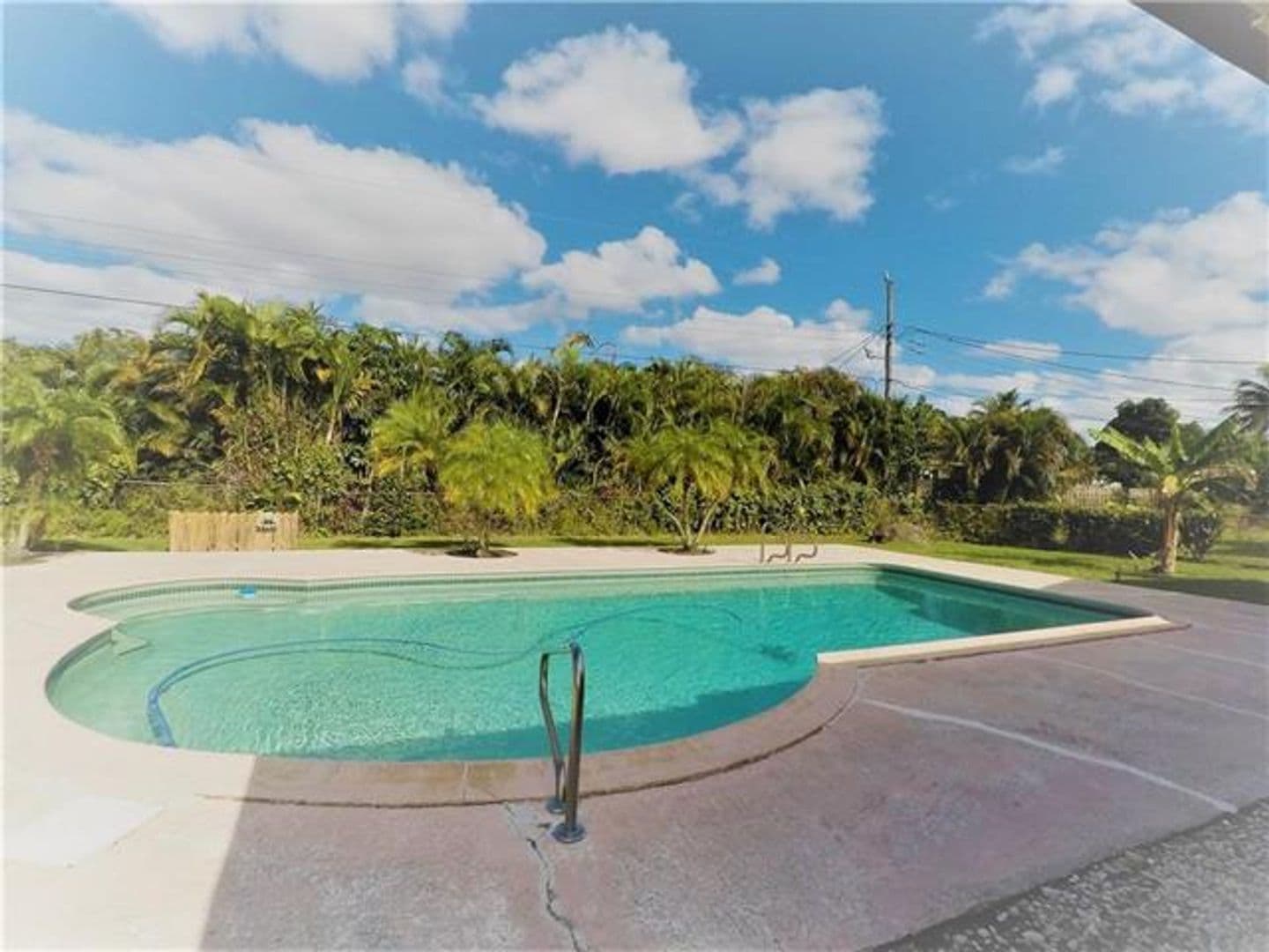 Plantation House: 7221 NW 10th Pl # 7221