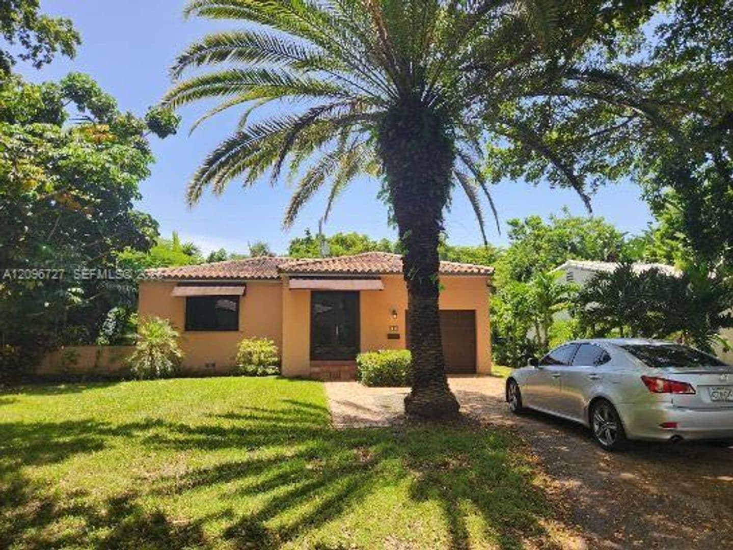 Coral Gables House: 448 Cadagua Ave # 448