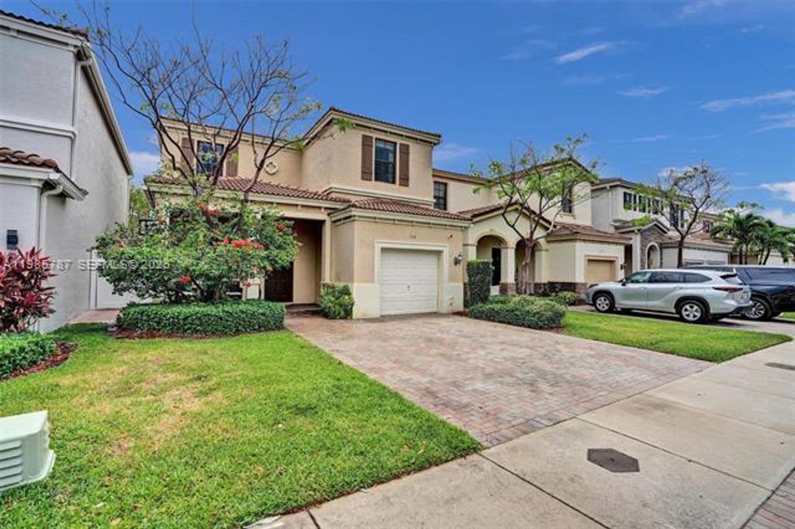 Miami House: 760 NE 193rd Ter # 760