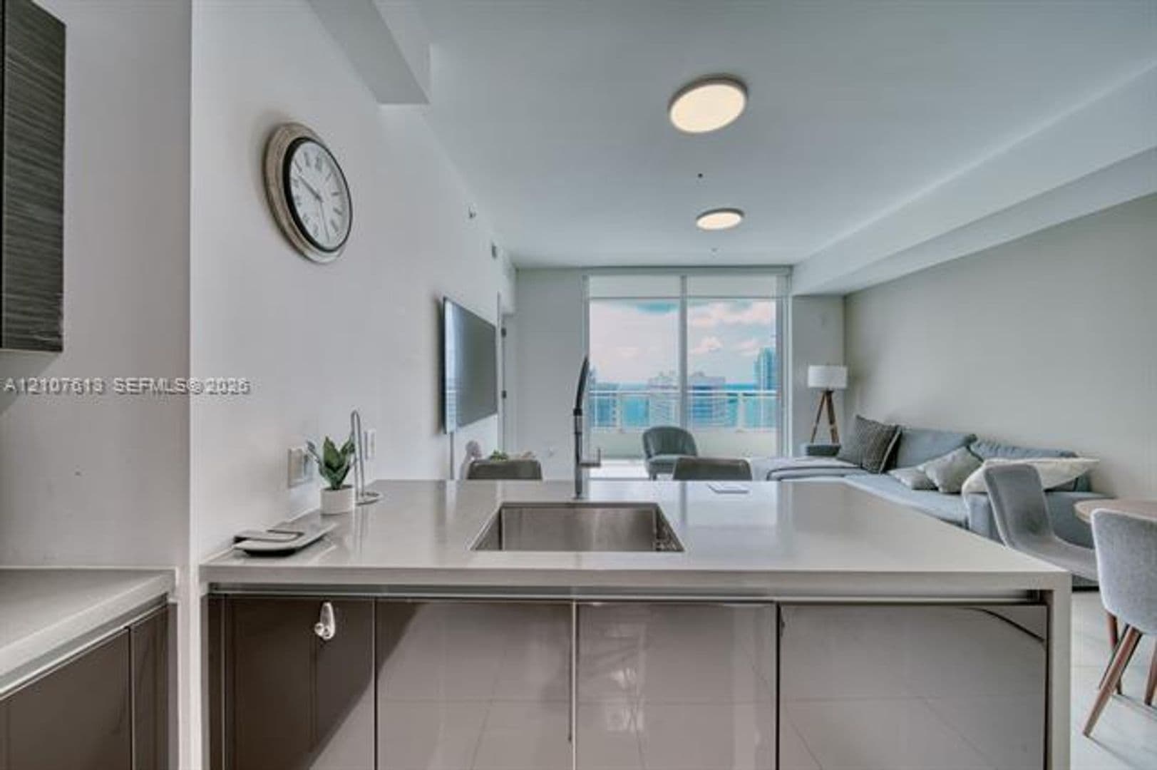 Miami Condo: 1080 Brickell Ave cu-3802