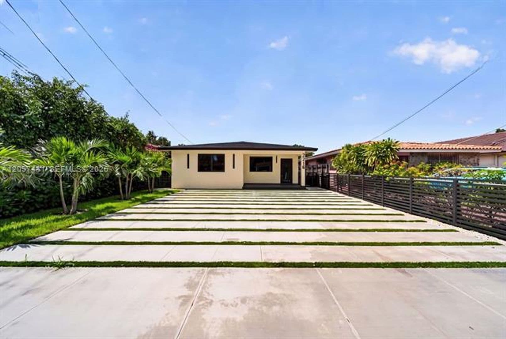 Miami House: 2216 SW 62nd Ave # 2216