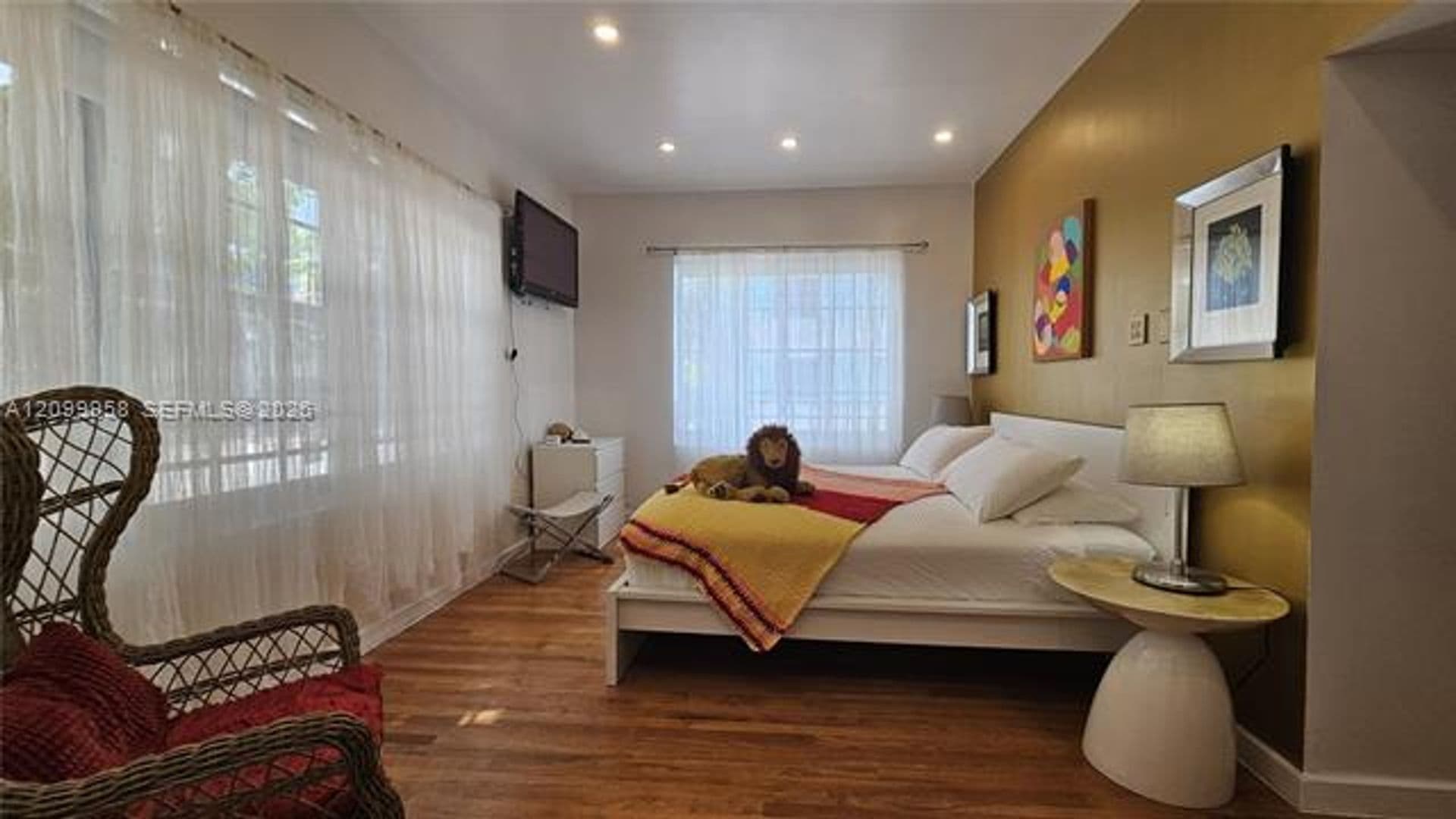 Miami Beach Condo: 130 3rd St cu-101