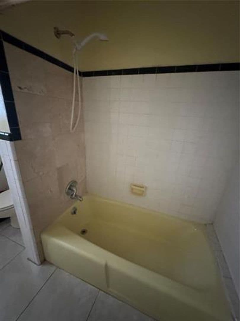 Plantation House: 5691 SW 1st St # 5691