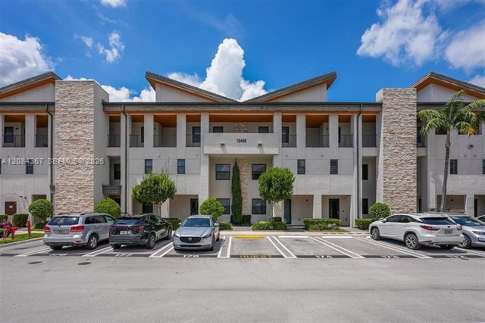 Doral Condo: 10455 NW 82nd St cu-10