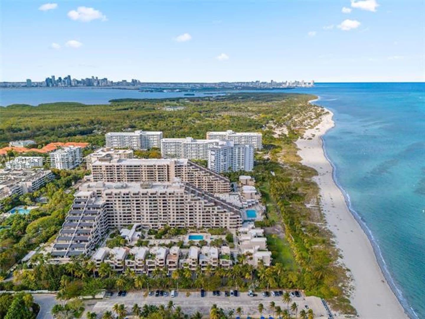Key Biscayne Condo: 201 Crandon Blvd cu-739