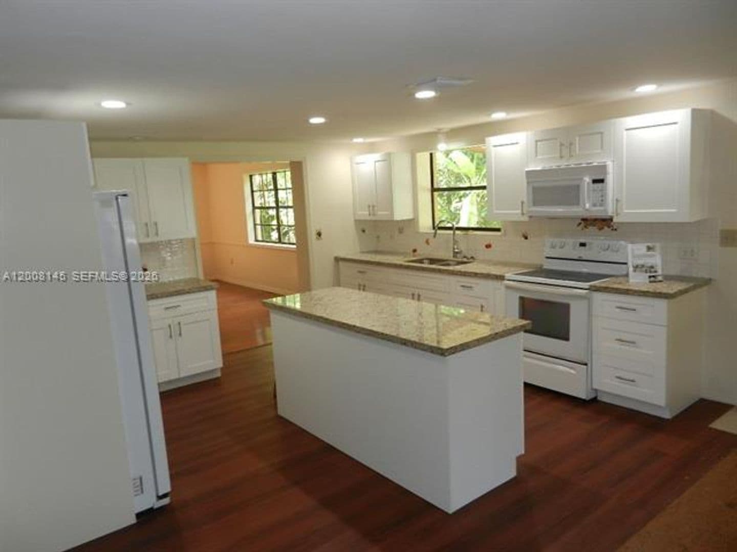 Homestead House: 18950 SW 240th St # 18950