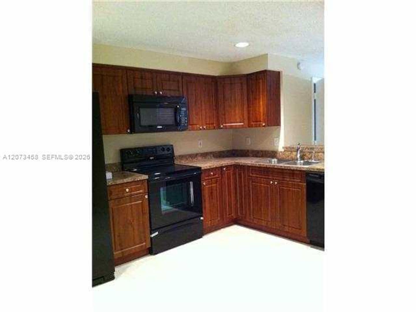 Weston Townhome: 1621 Barcelona Way th 6-32