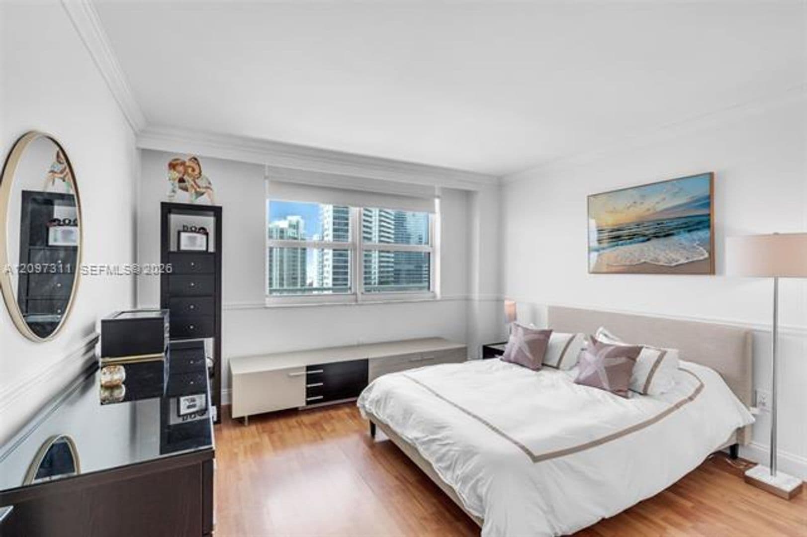 Miami Condo: 1155 Brickell Bay Dr cu-2007