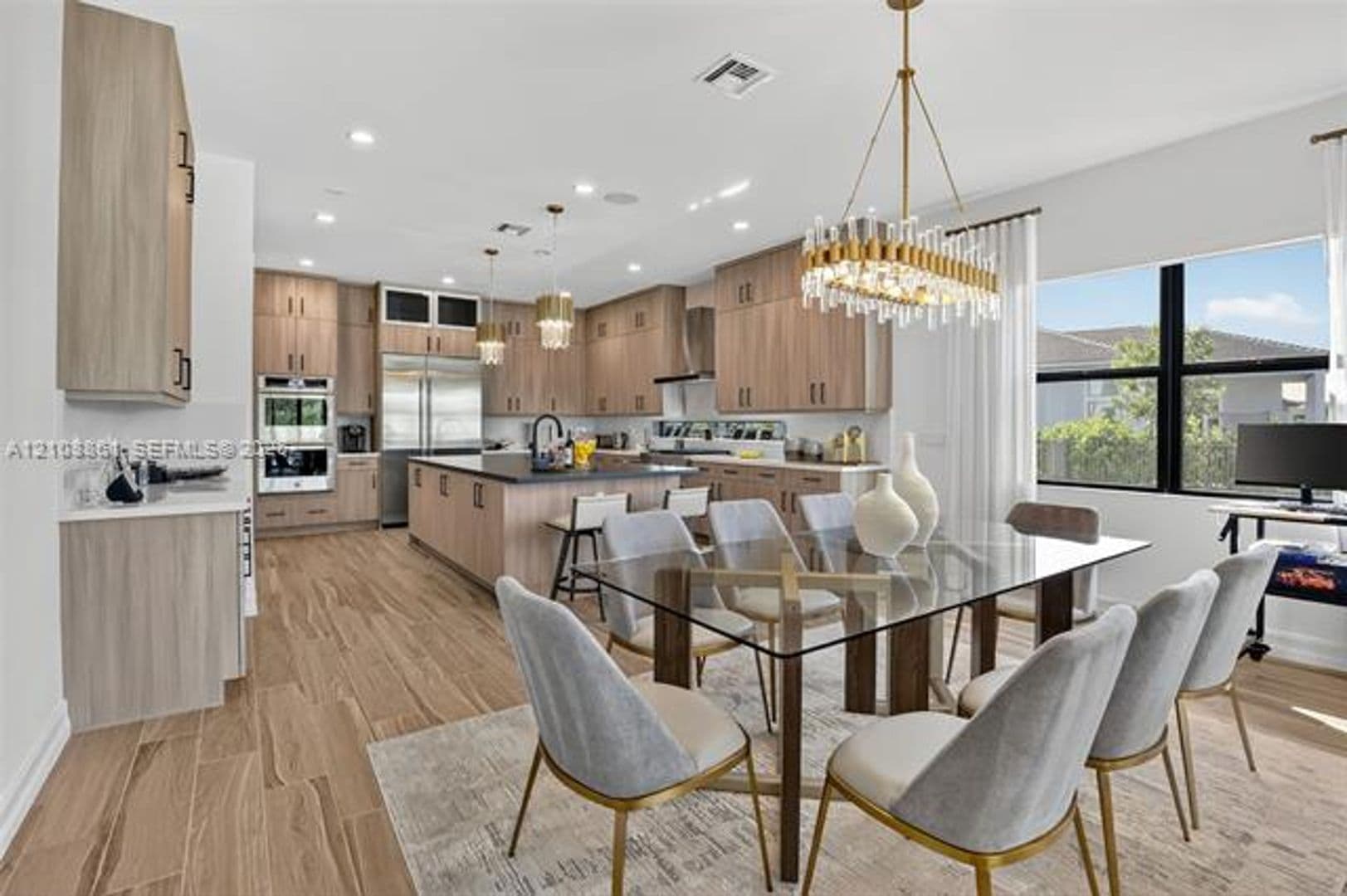 Davie House: 14855 Millstone Ranches Dr # 14855